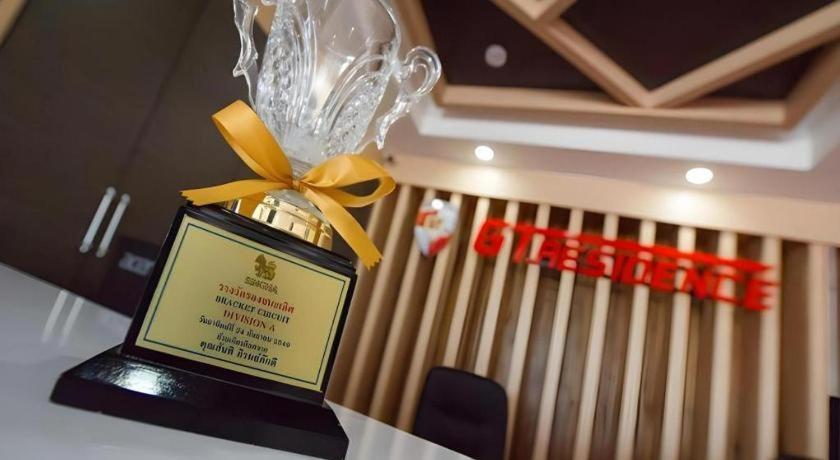 Gt Residence Hotel Buriram Esterno foto